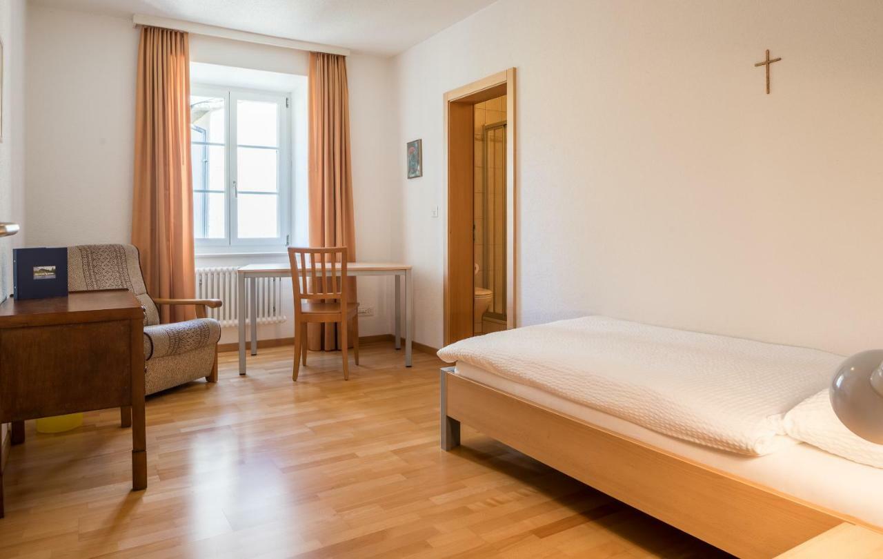 Estalagem Gaestehaus St. Ursula Brig