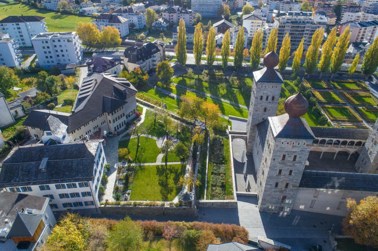 St. Ursula 3*